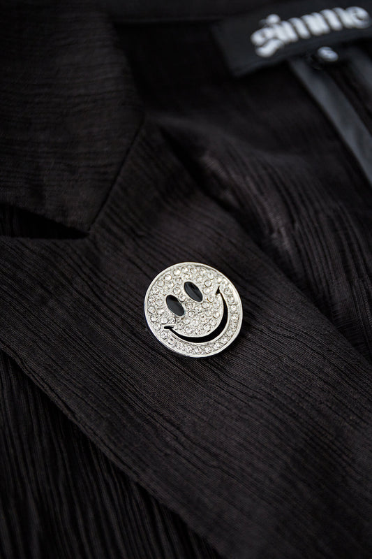 Elegant Silver Alloy Brooch for Timeless Style