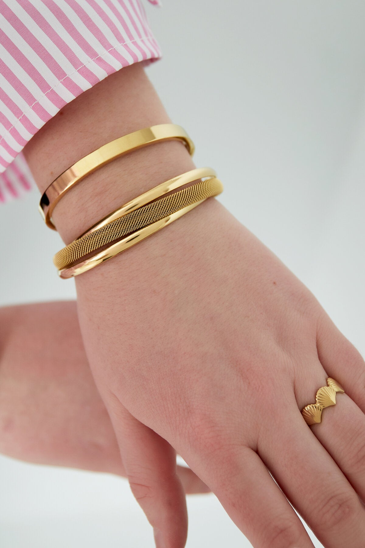 Elegant Stainless Steel Cuff Bracelets for Everyday Wear
