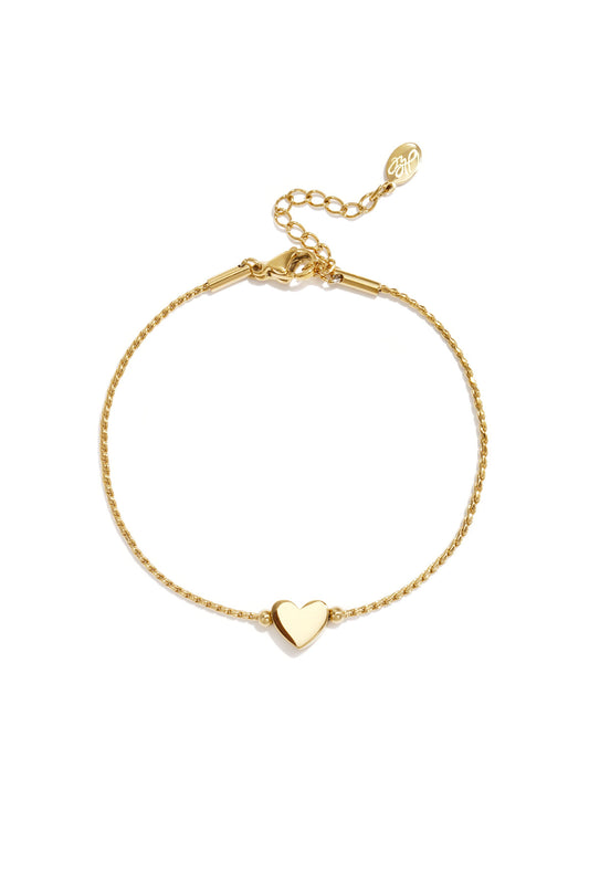 Elegant Heart Charm Bracelet for Everyday Style