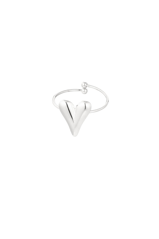Elegant Heart Statement Ring in Silver & Gold