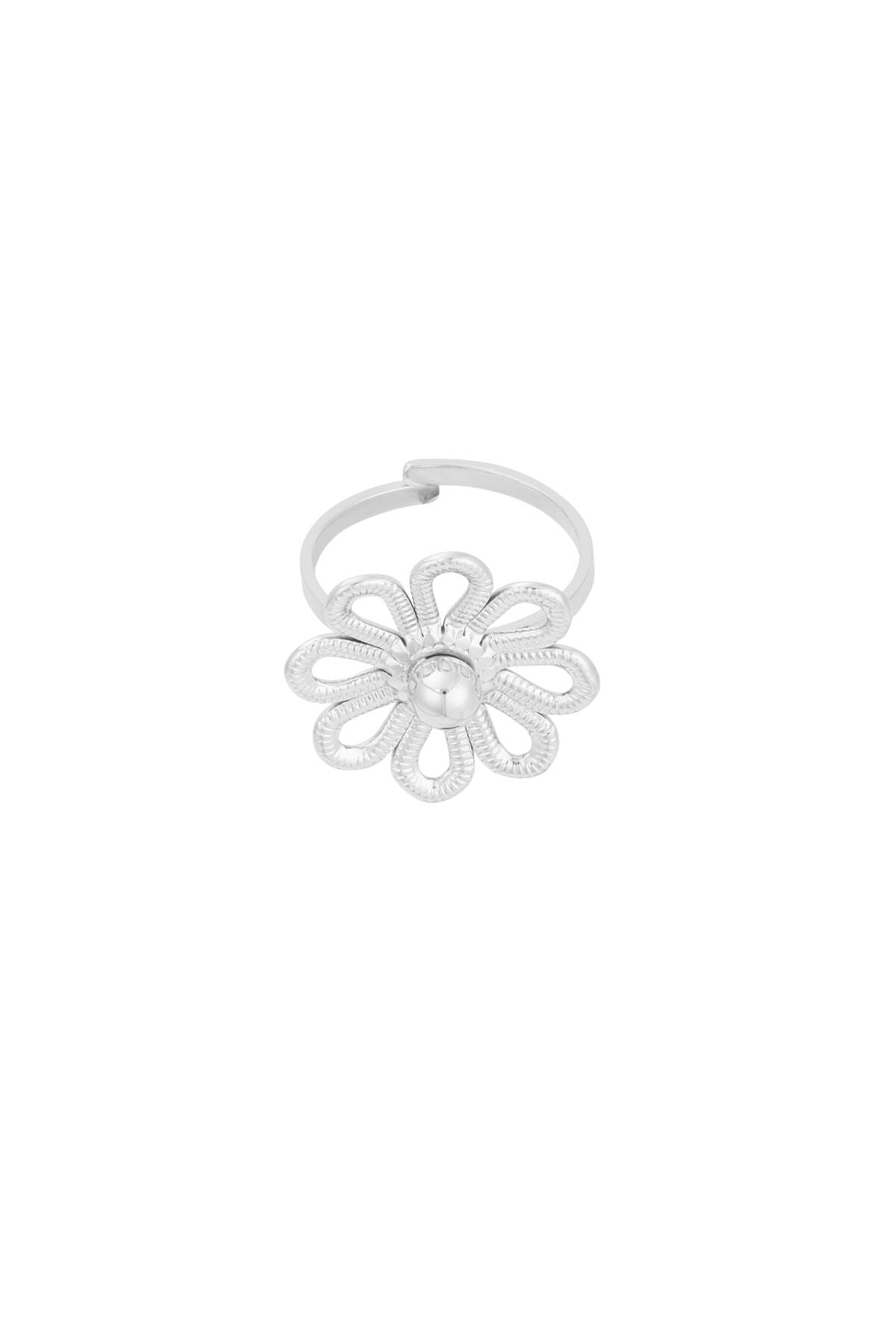 Elegant All-Fit Flower Statement Ring in Silver & Gold