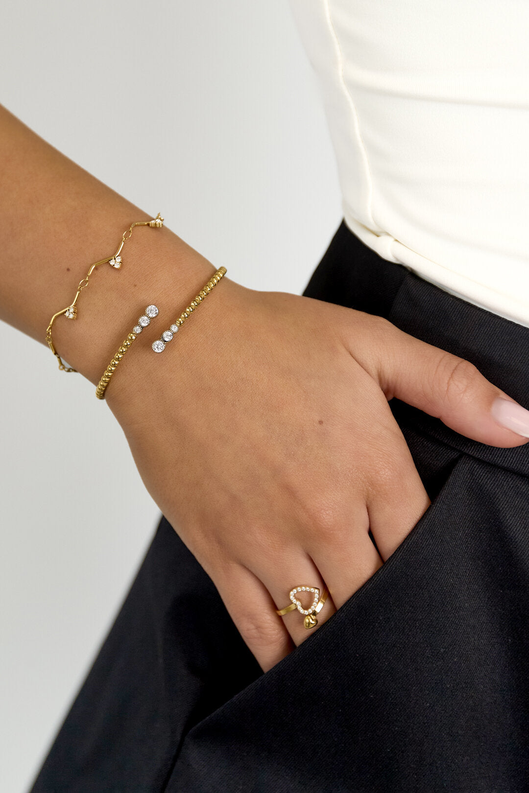 Elegant Gold Cuff Bracelet for Women - All Fit