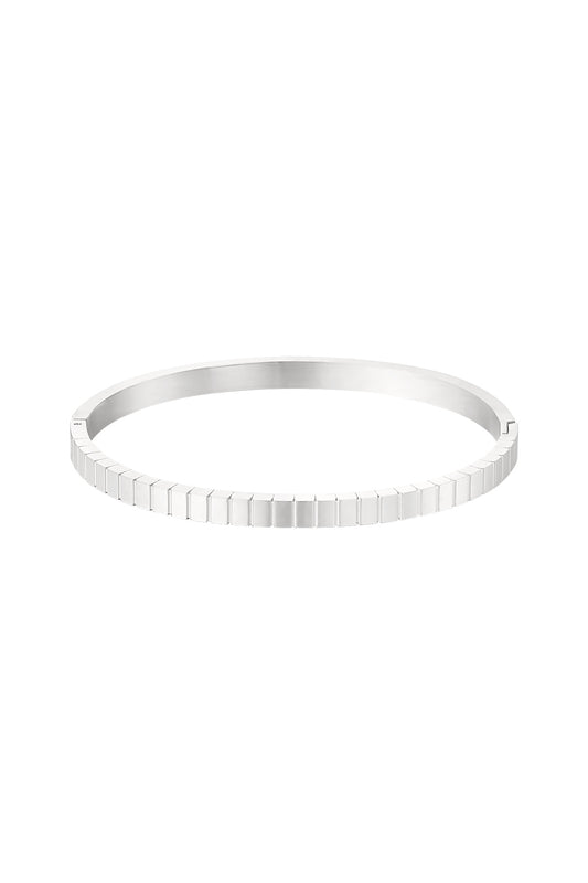 Stylish Stainless Steel Bangle in Silver and Gold