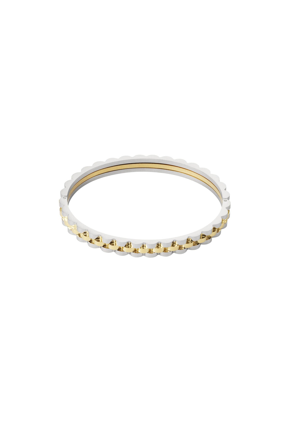 Elegant Stainless Steel Bangle for Everyday Glam