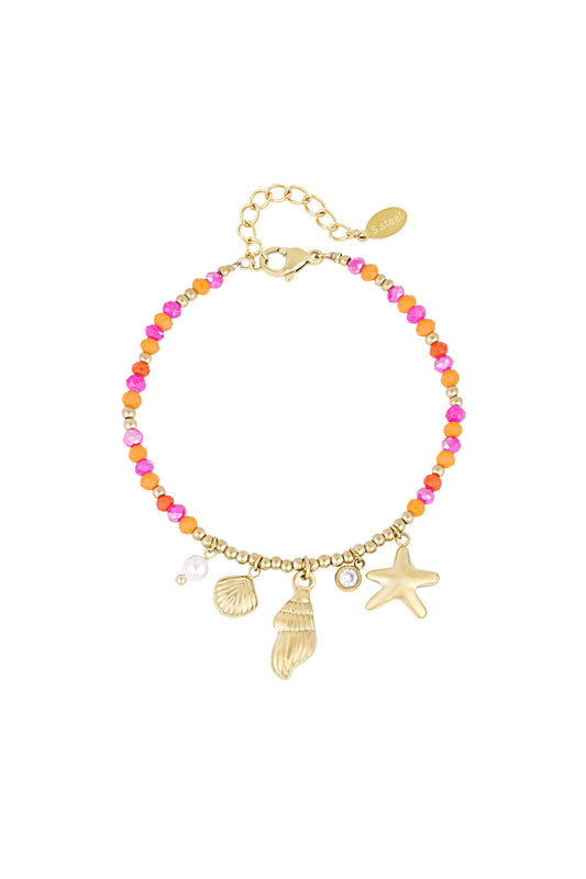 Elegant Gold Charm Bracelet - Statement Piece for Any Occasion