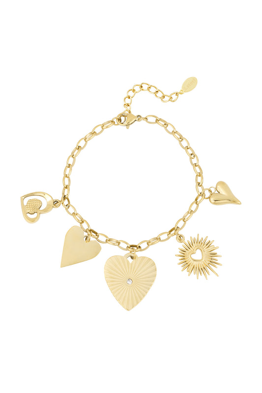 Elegant Gold Charm Bracelet for Stylish Women