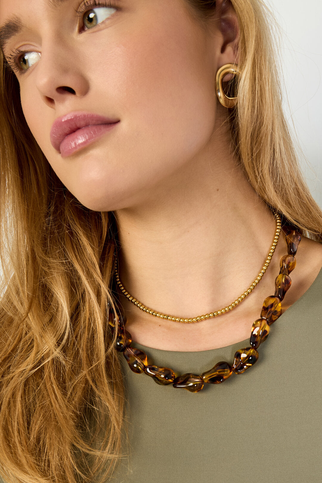 Elegant Brown Beaded Necklace for Timeless Style