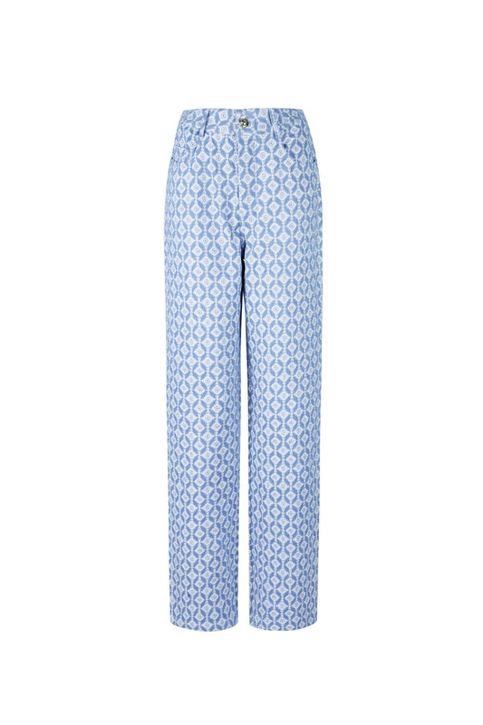 Comfortable All-Fit Straight Denim Pants