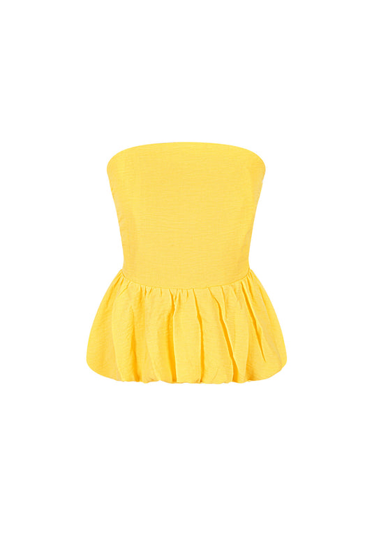 Stylish Sleeveless Tops for Effortless Summer Elegance