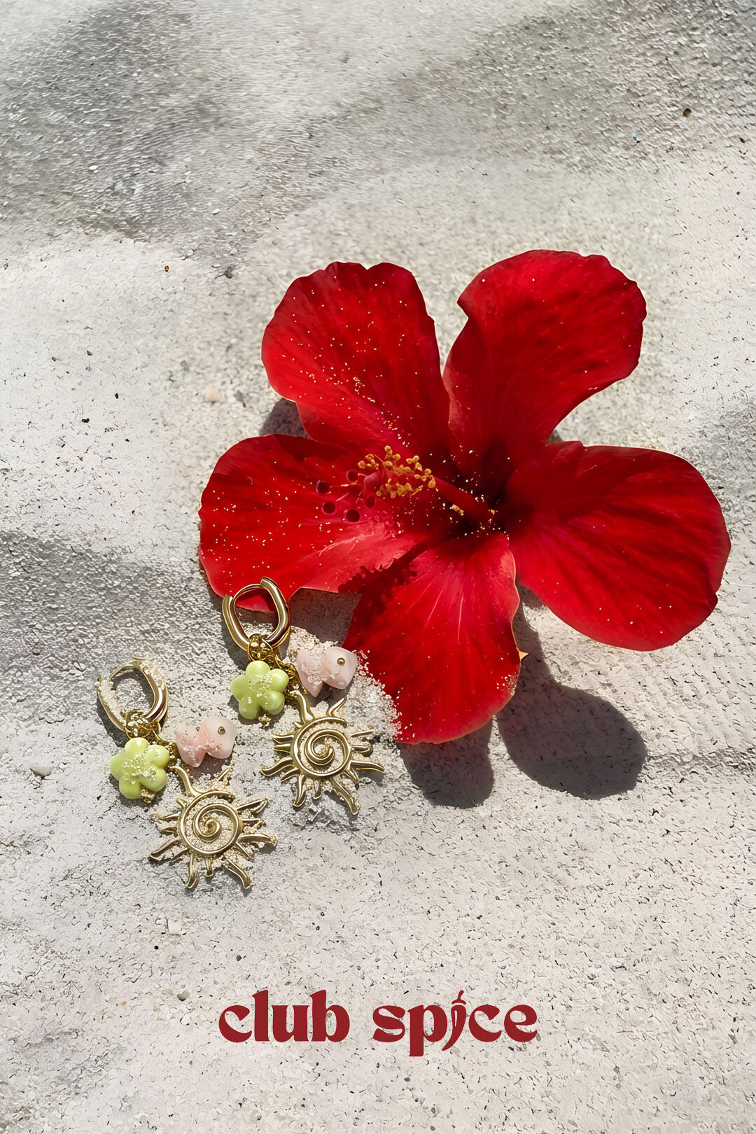 Elegant Gold Drop Earrings for Spring/Summer