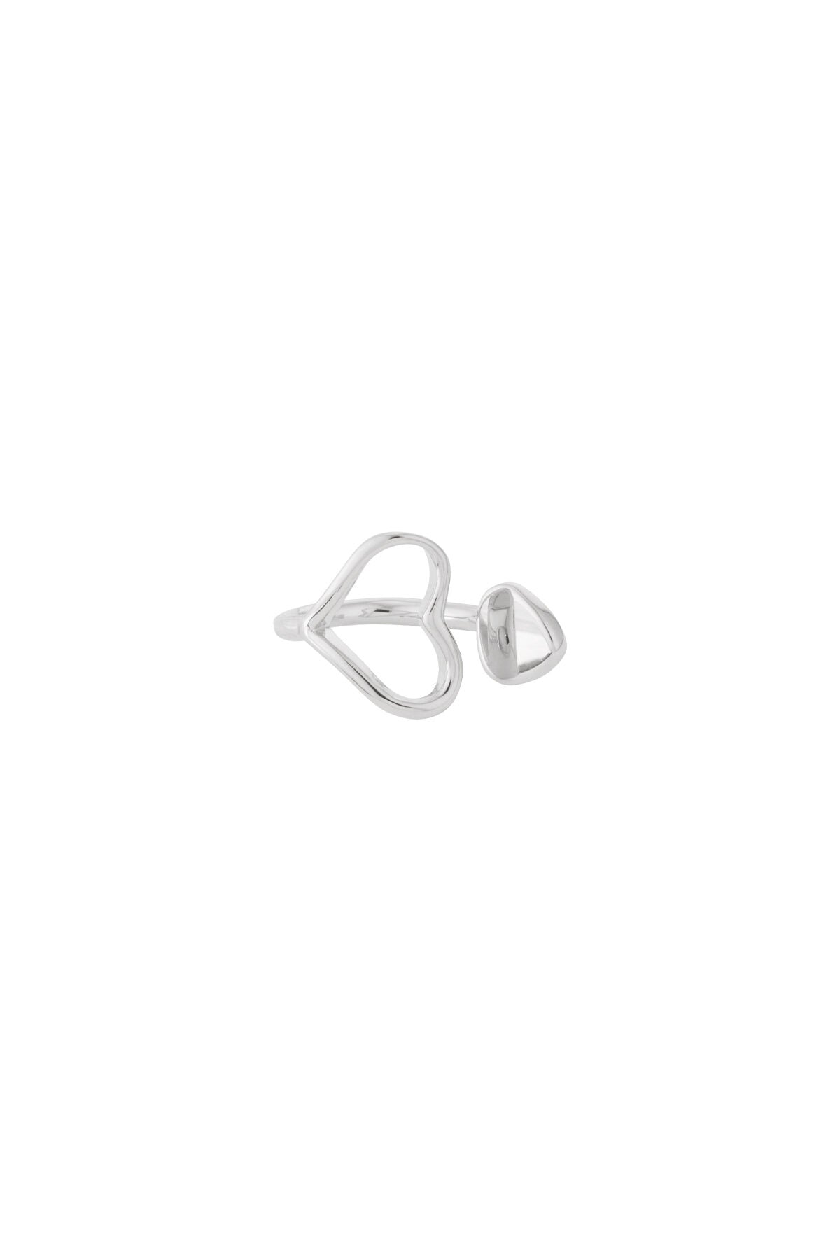 Elegant Heart-Shaped Ear Cuff for All Ears