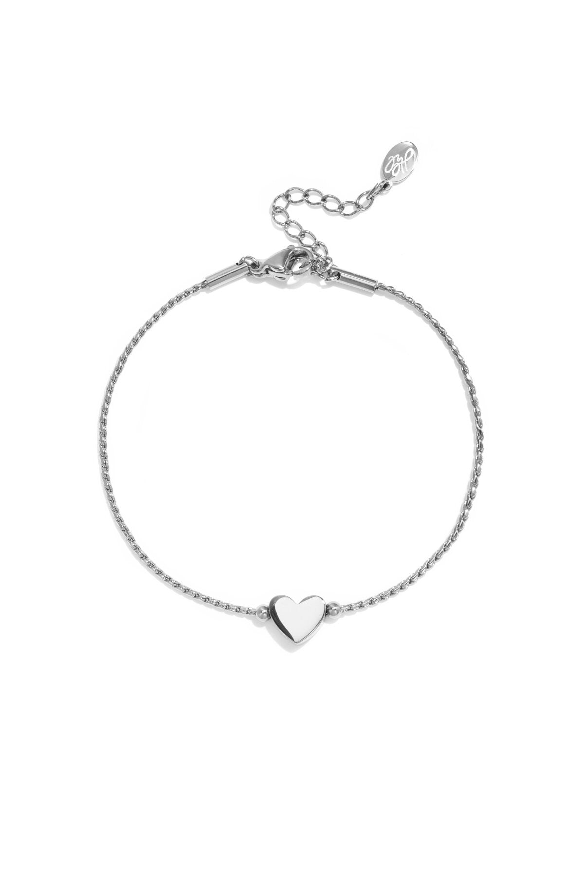 Elegant Heart Charm Bracelet for Everyday Style
