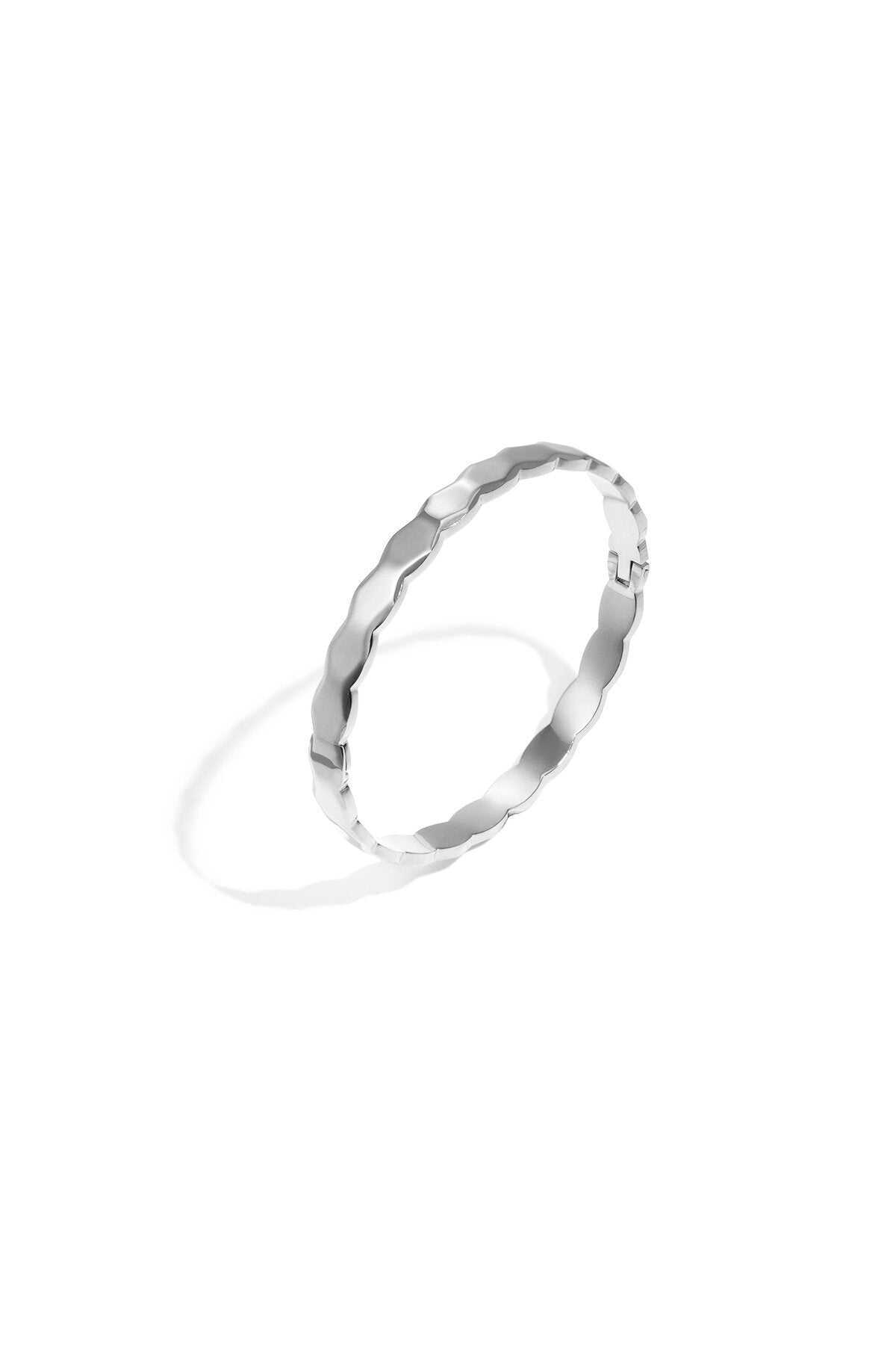 Elegant Stainless Steel Bangle for Everyday Wear