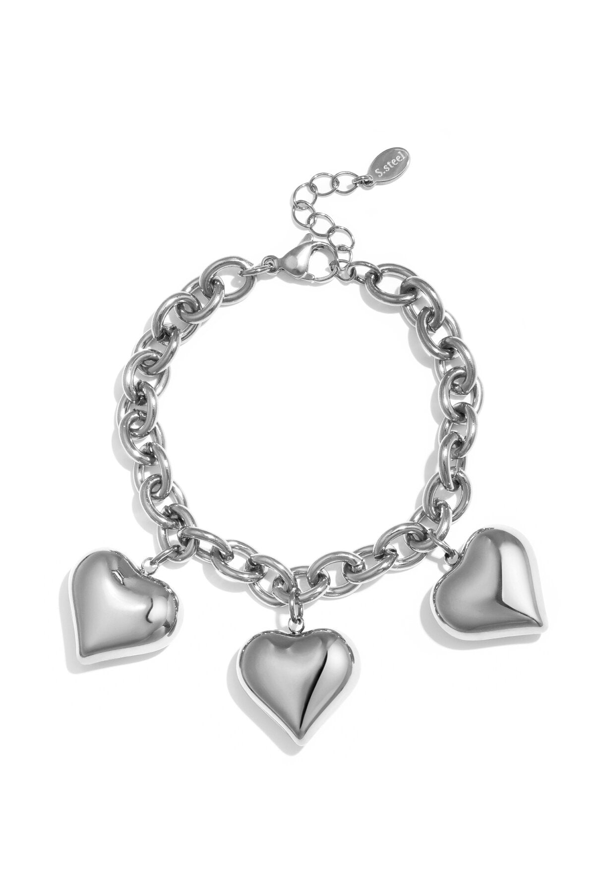 Elegant Heart Charm Bracelet for Everyday Wear