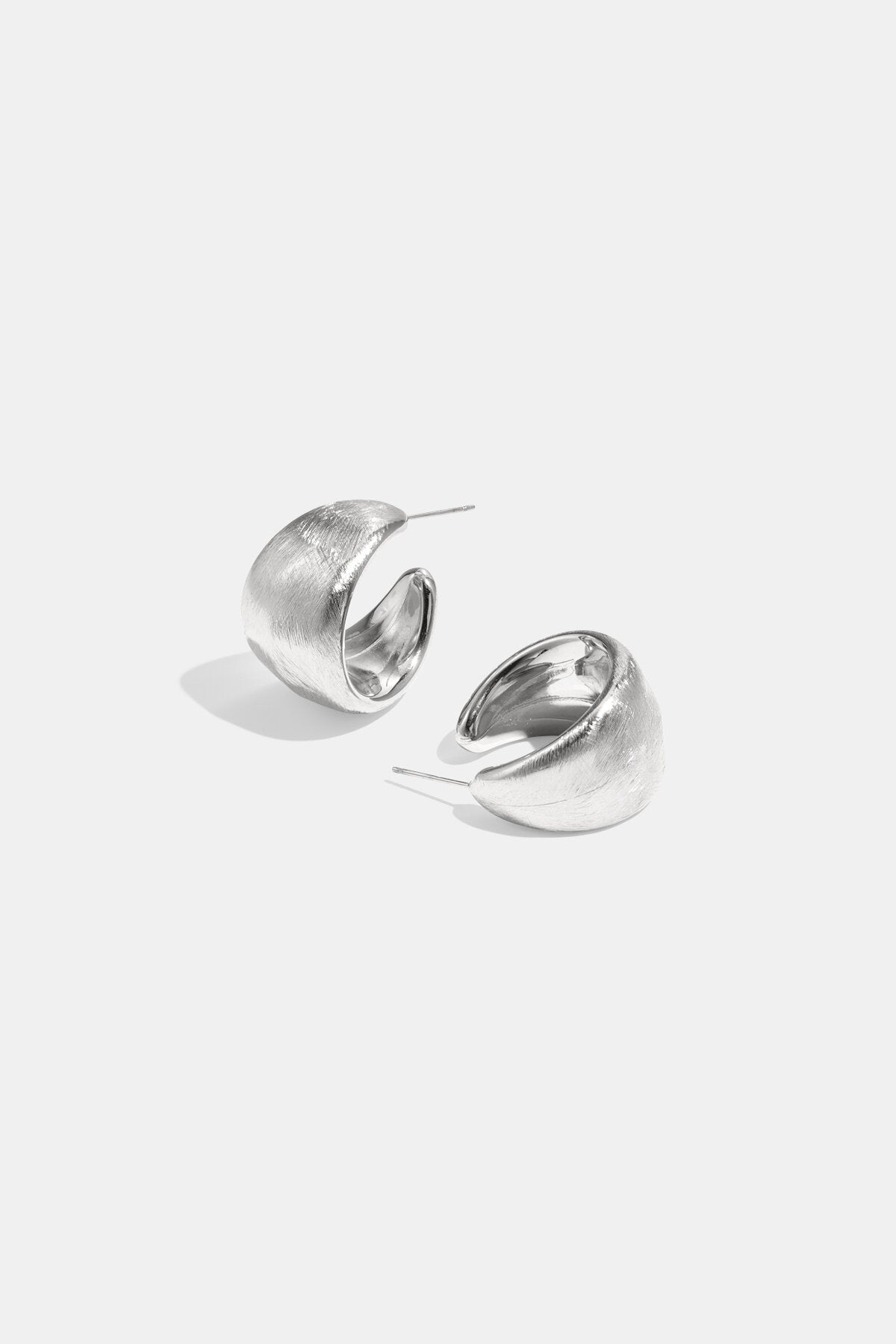 Stylish Lumé Hoop Earrings - Silver & Gold