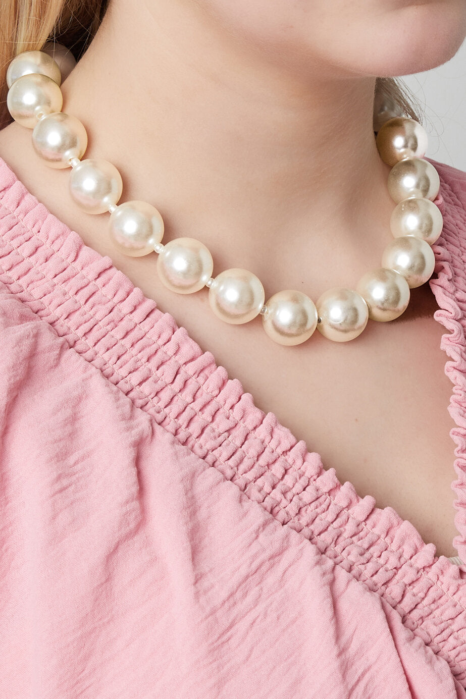 Elegant White Imitation Pearl Necklace for Women