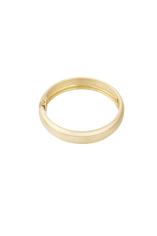 Elegant Gold-Toned Bangle for Everyday Elegance