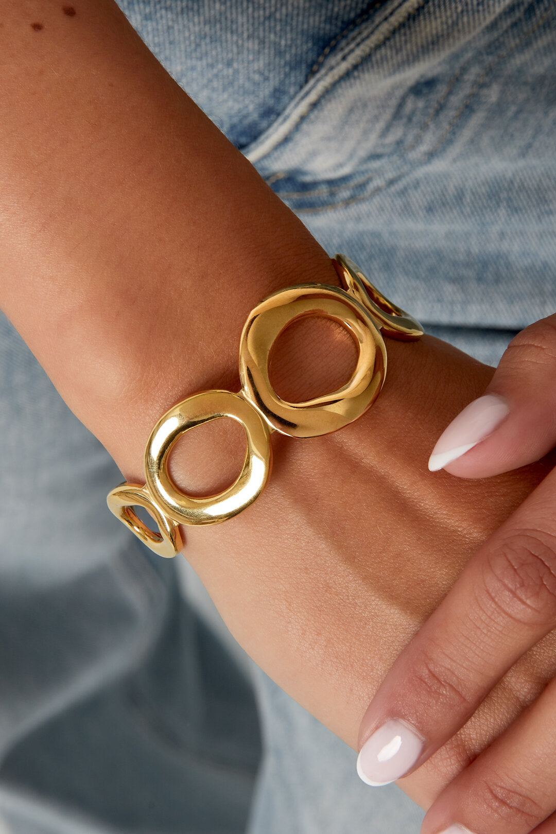 Stylish Gold Cuff Bracelet for Women