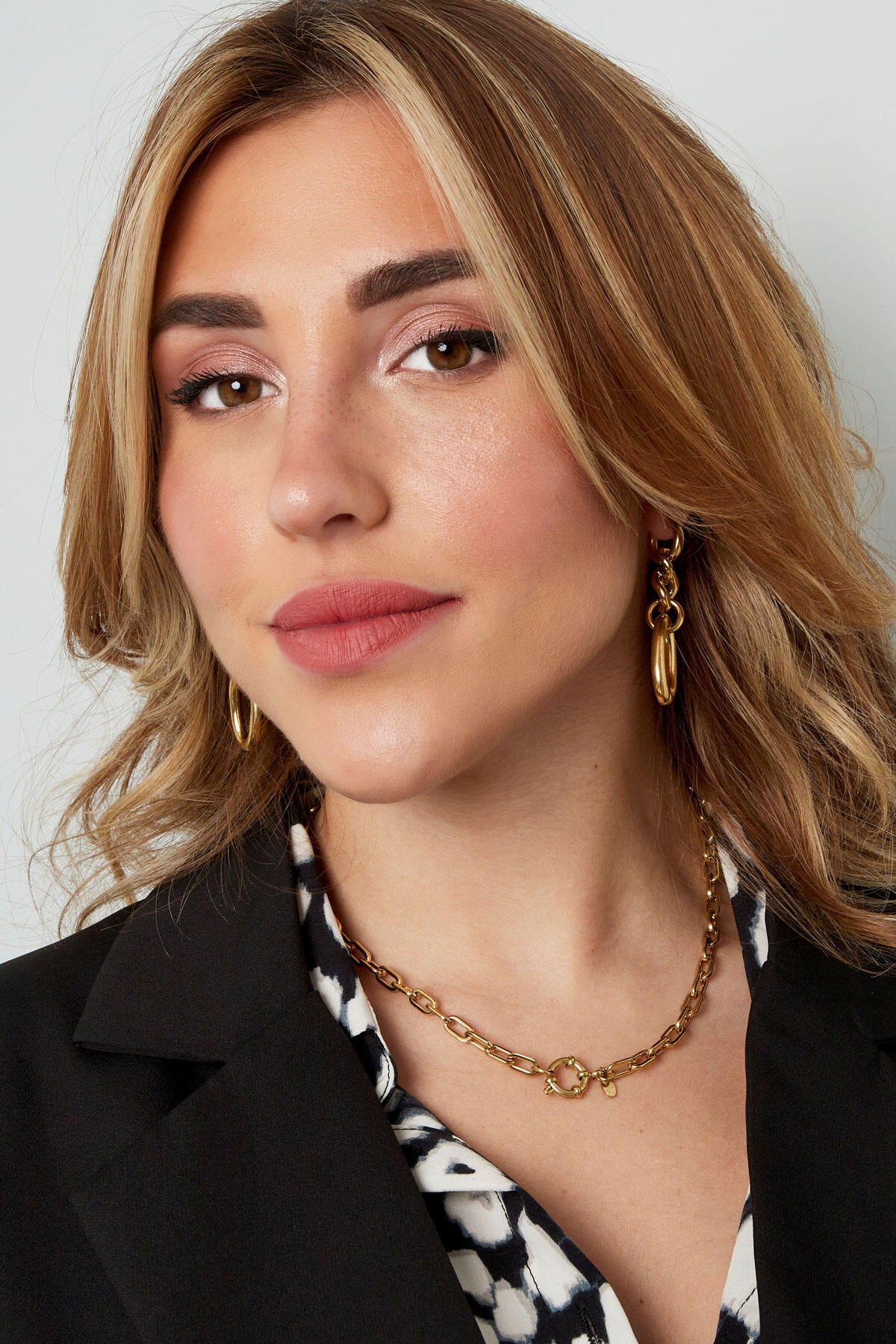 Elegant Stainless Steel Chain Necklace for Daily Wear