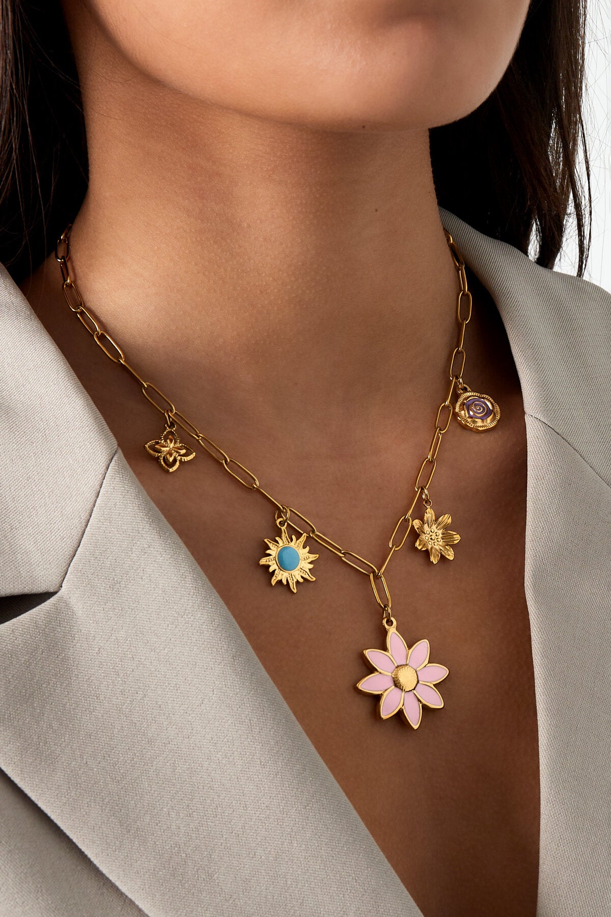 Elegant Flower Pendant Necklace for Spring