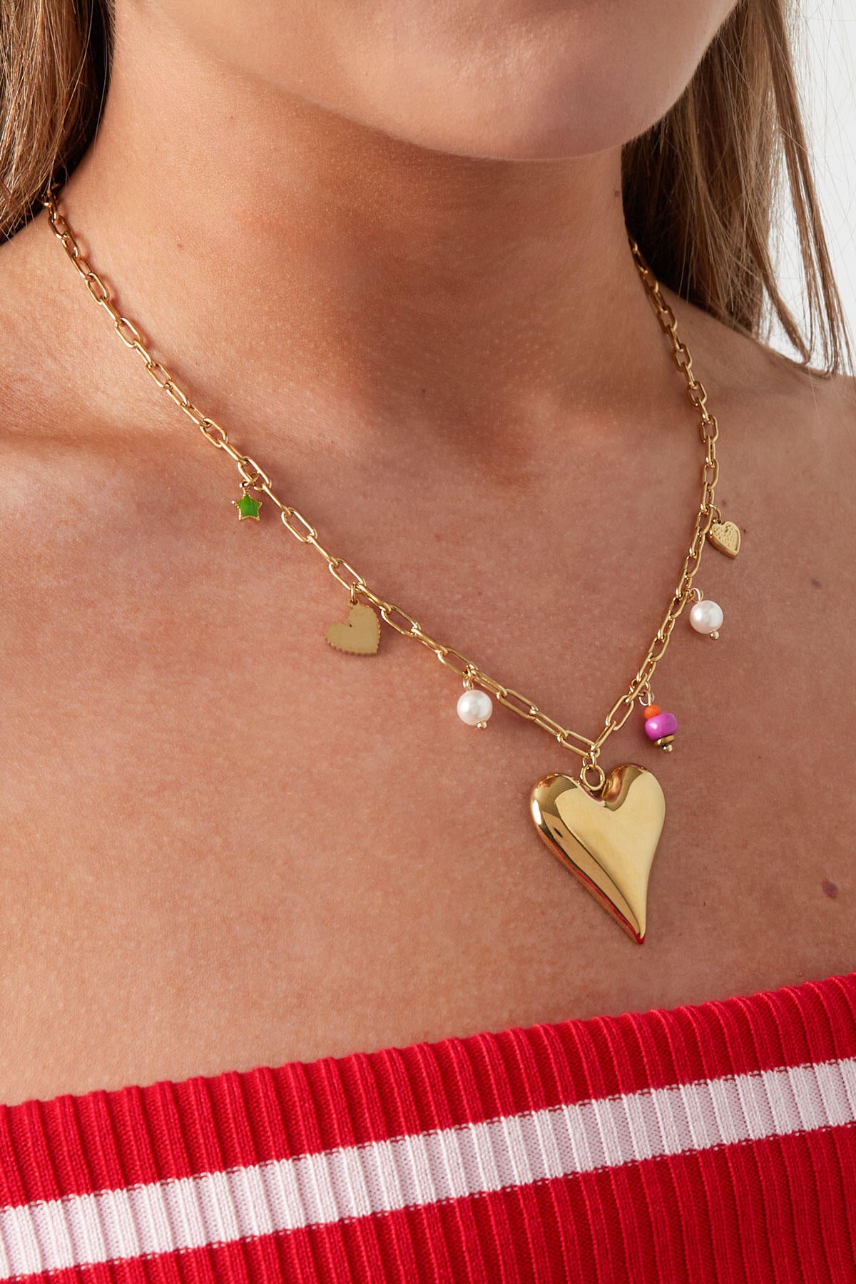 Elegant Heart Pendant Necklace for Spring/Summer