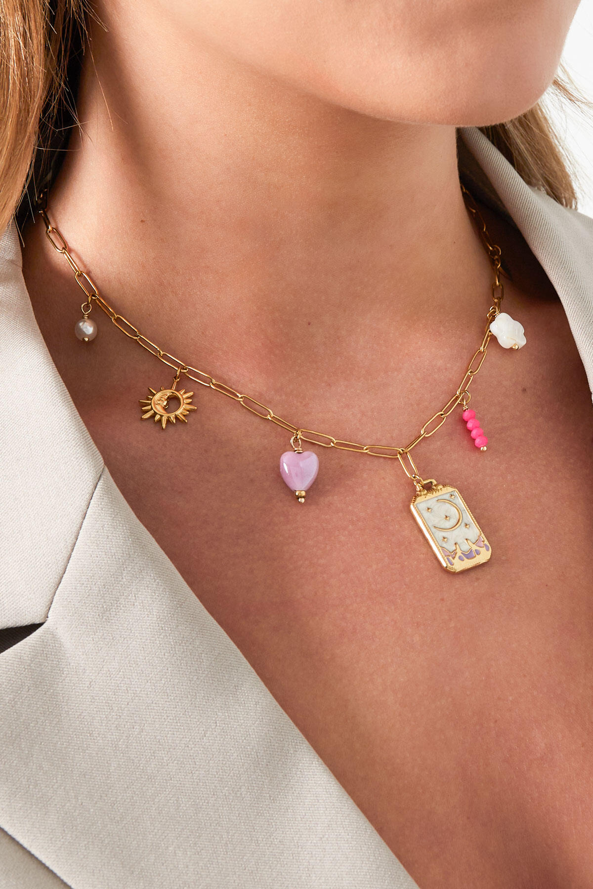 Elegant Flower Heart Pendant Necklace, Spring/Summer Must-Have