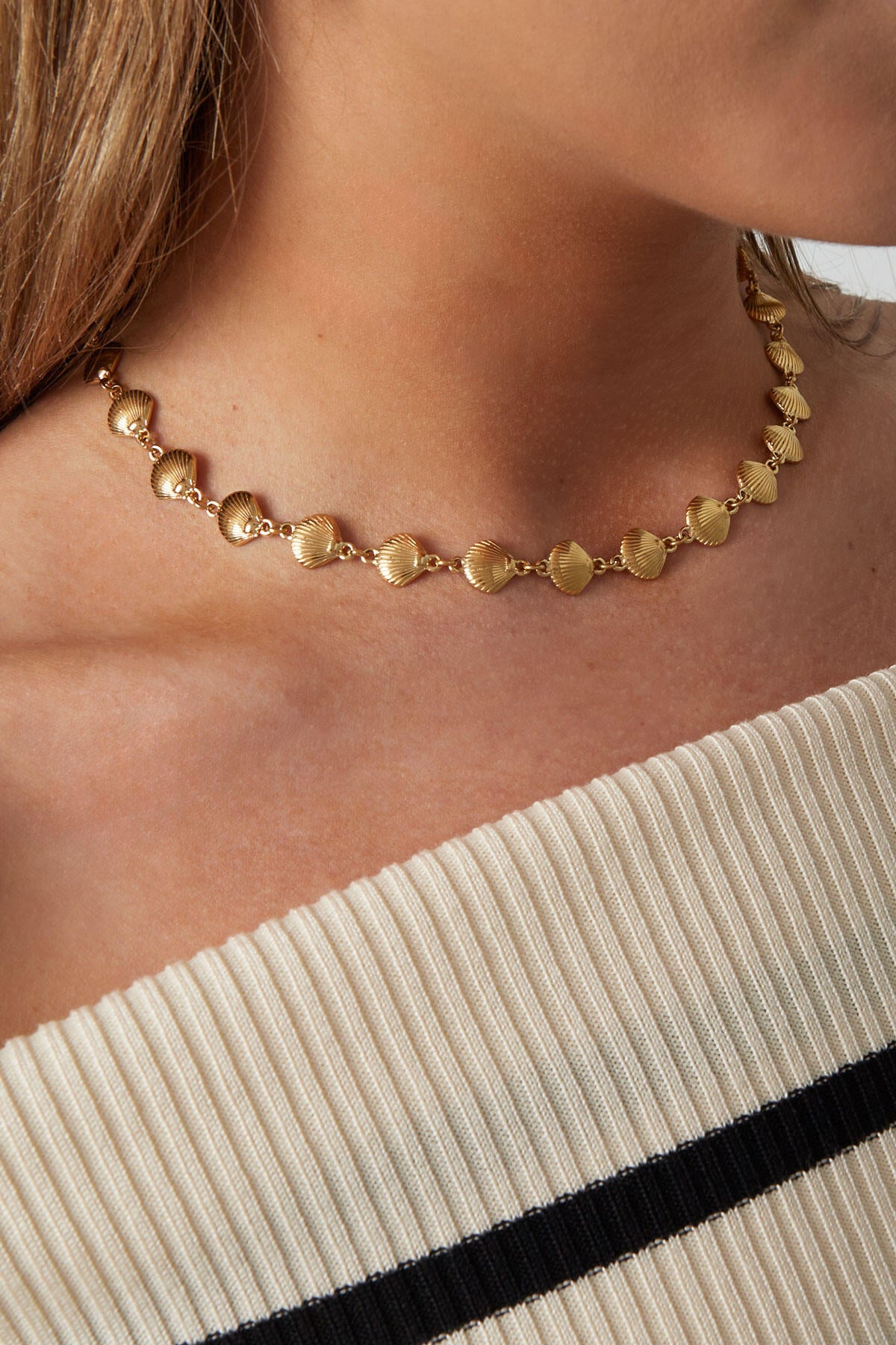 Elegant Stainless Steel Clavicle Chain Necklace for Women