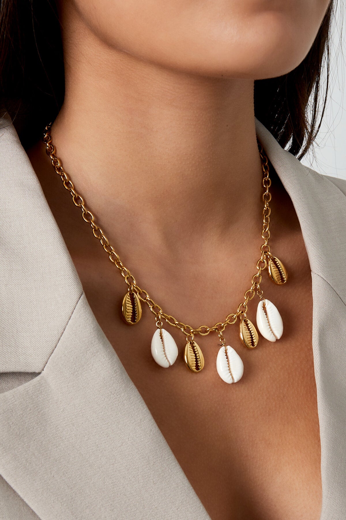 Elegant Oceanic Style Shell Necklace for Women