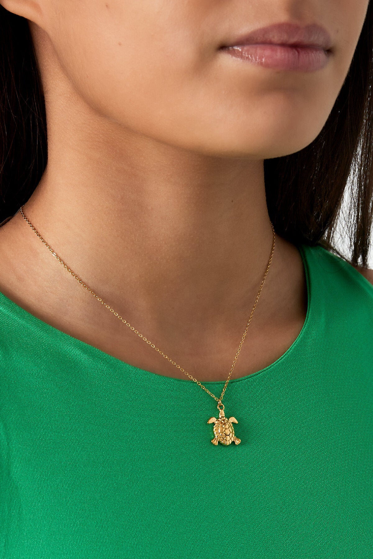 Elegant Oceanic Style Pendant Necklace for Spring/Summer
