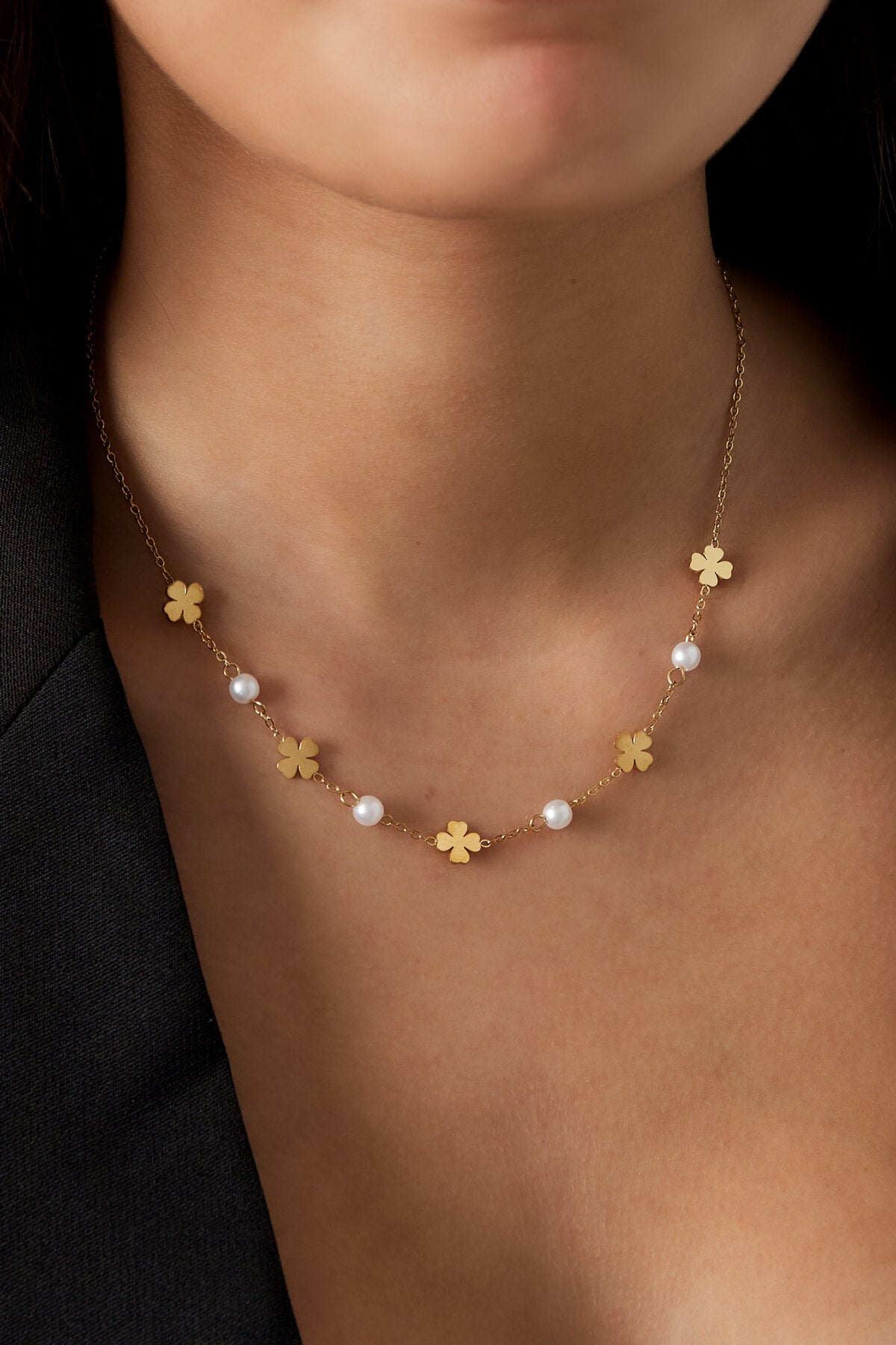 Elegant Clover Pendant Necklace for Everyday Wear