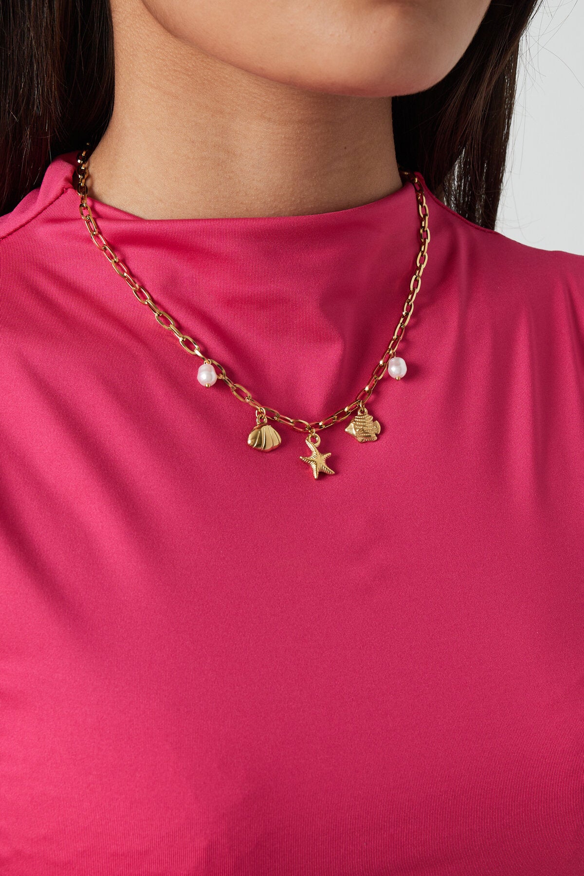 Elegant Oceanic Style Pendant Necklace - Silver & Gold