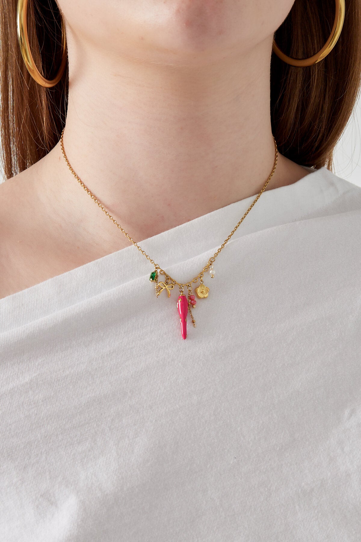 Stylish Gold Color Pendant Necklace for Women