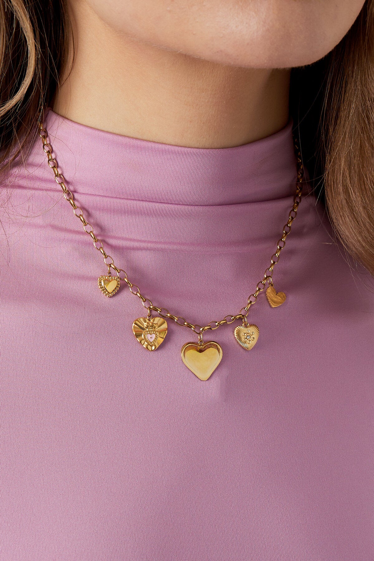 Elegant Heart Pendant Necklace - Timeless Silver & Gold