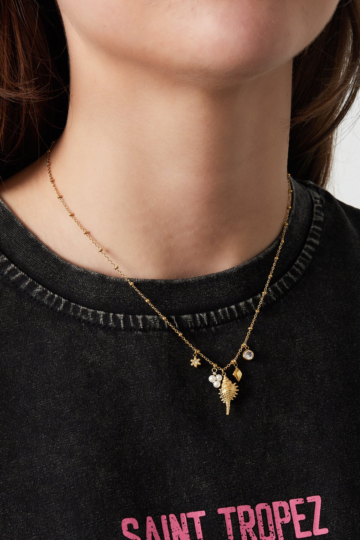 Elegant Oceanic Style Pendant Necklace - Spring/Summer Must-Have