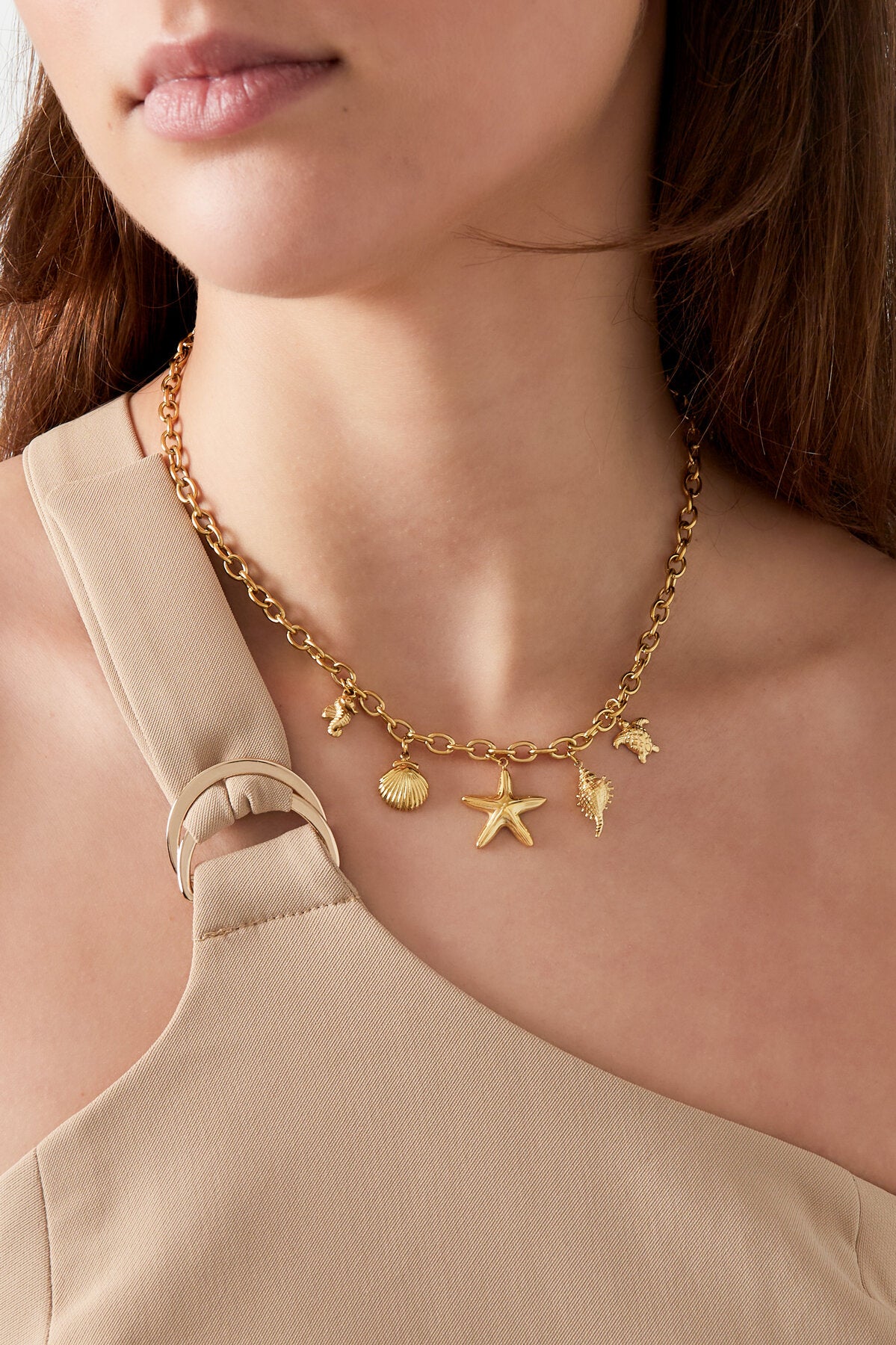 Elegant Gold Color Flower Pendant Necklace for Women