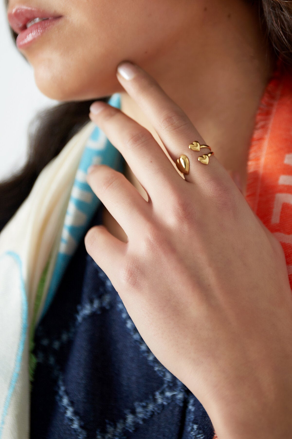 Elegant Statement Ring in Silver & Gold