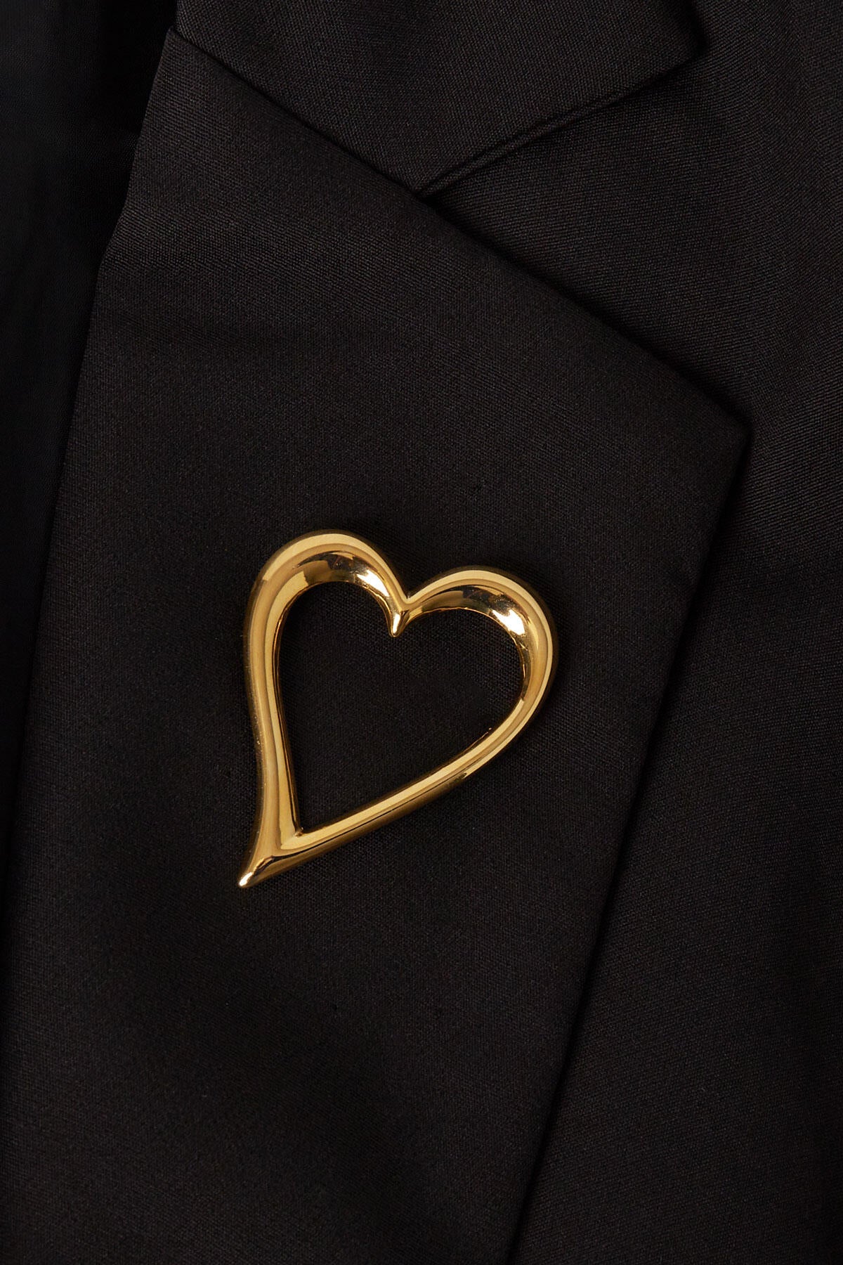 Elegant Stainless Steel Brooches in Silver & Gold