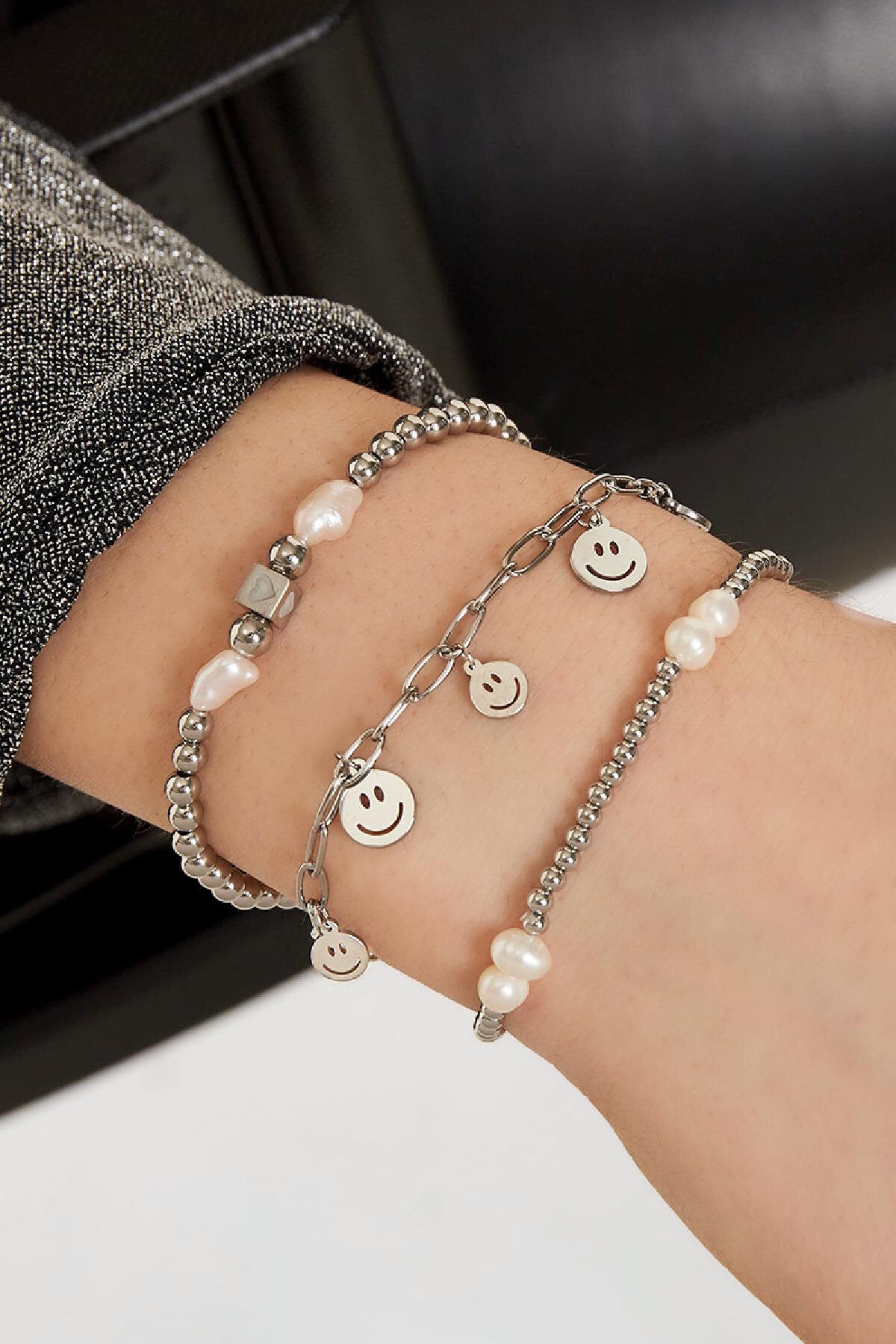 Stylish Smiling Face Charm Bracelet for Women