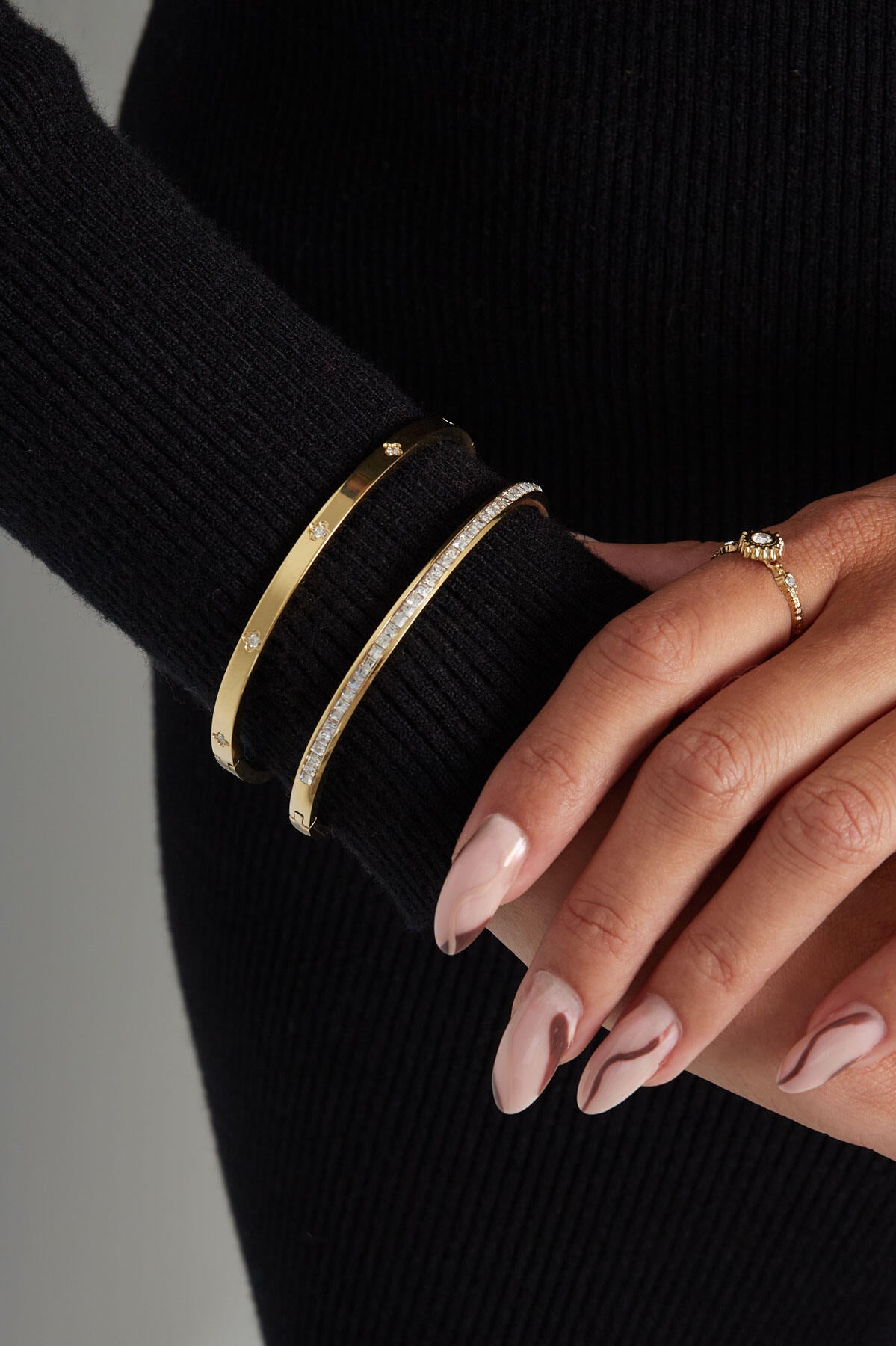 Stylish Stainless Steel Bangle for Everyday Elegance