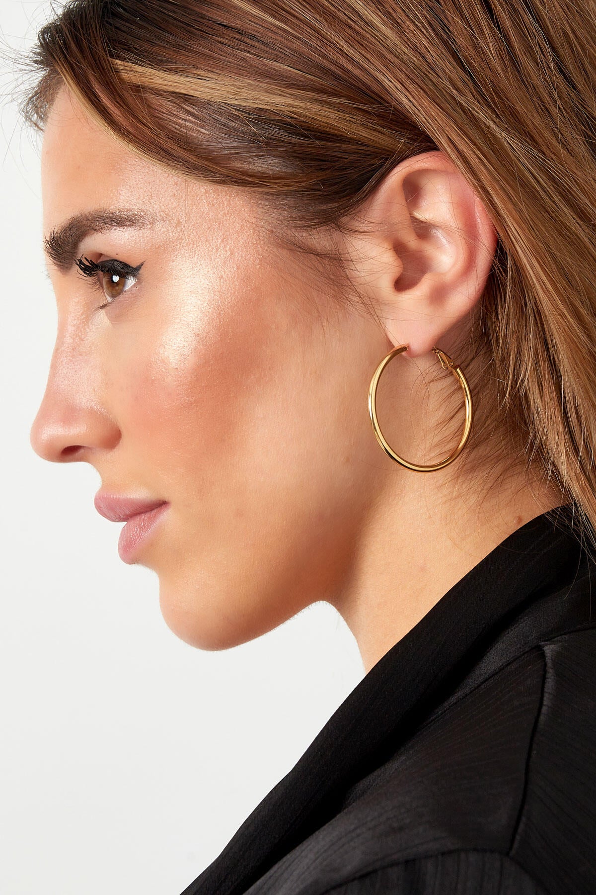 Stylish Basic Hoop Earrings in Silver & Gold