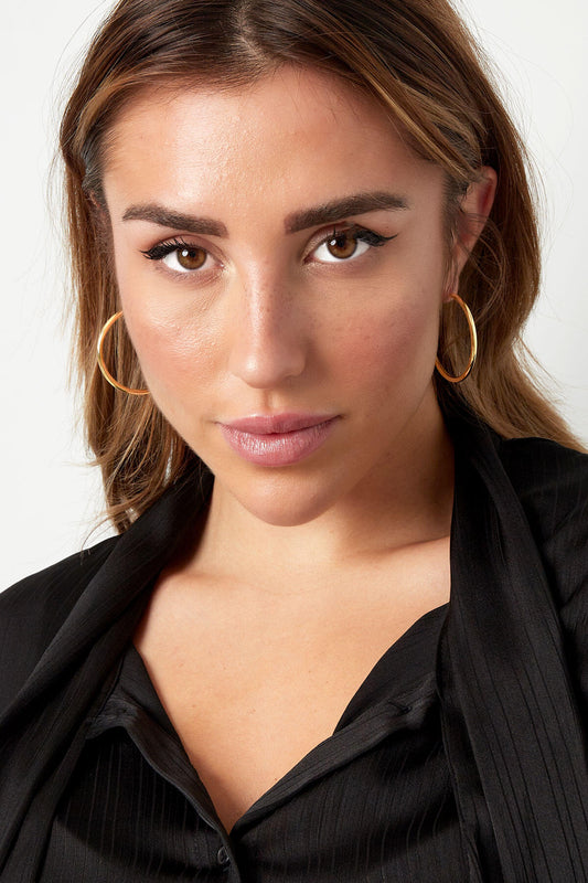 Stylish Basic Hoop Earrings in Silver & Gold