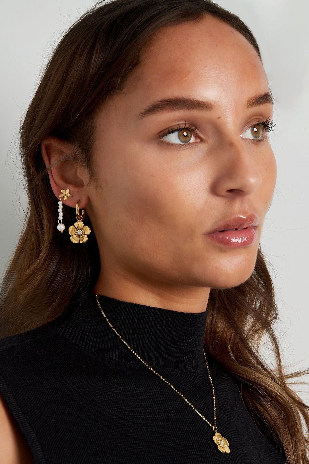 Elegant Flower Drop Earrings for All Occasions
