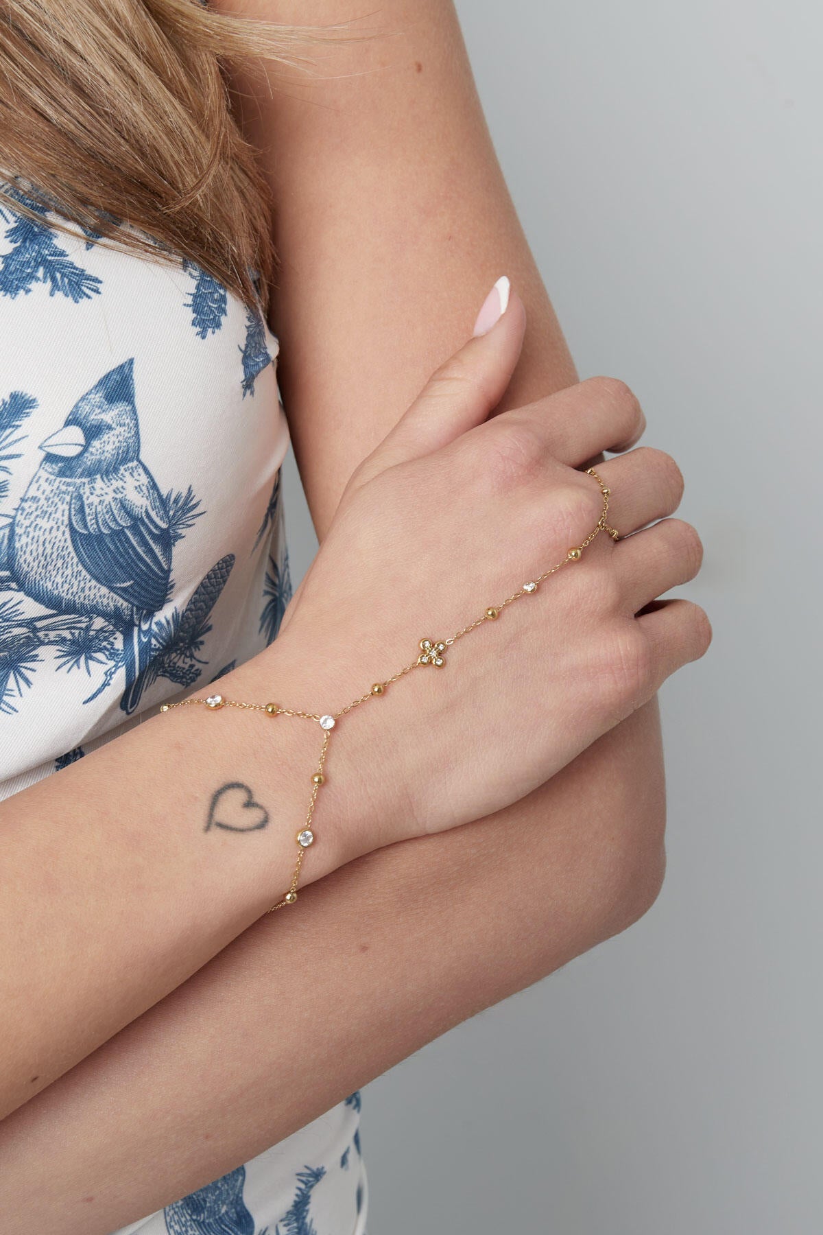 Elegant Hand Chain Bracelet in Silver & Gold
