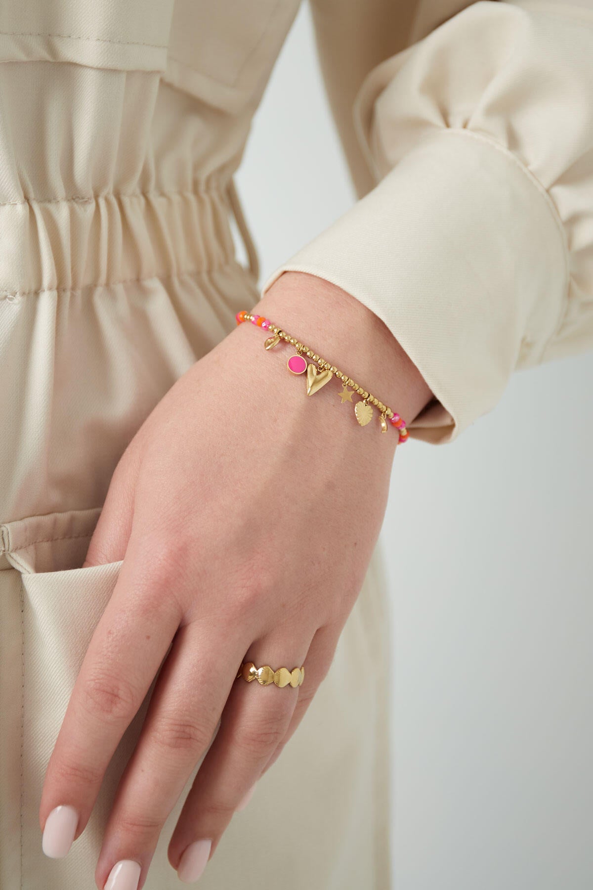 Bold Orange Beaded Bracelet - Make a Statement