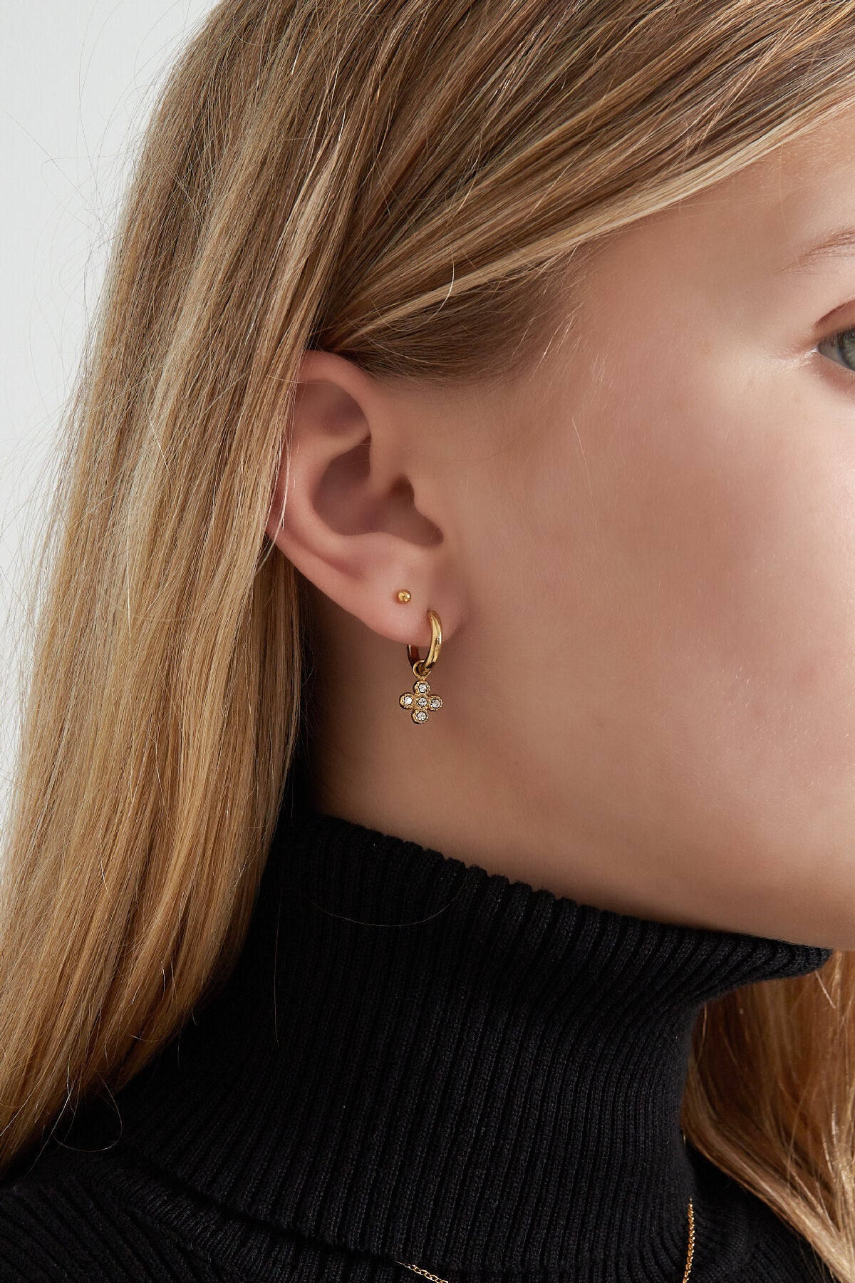 Stylish Clover Rhinestone Drop Earrings for Daily Wear