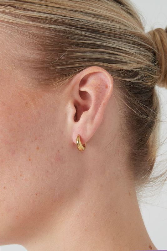 Stylish Basic Hoop Earrings in Silver & Gold