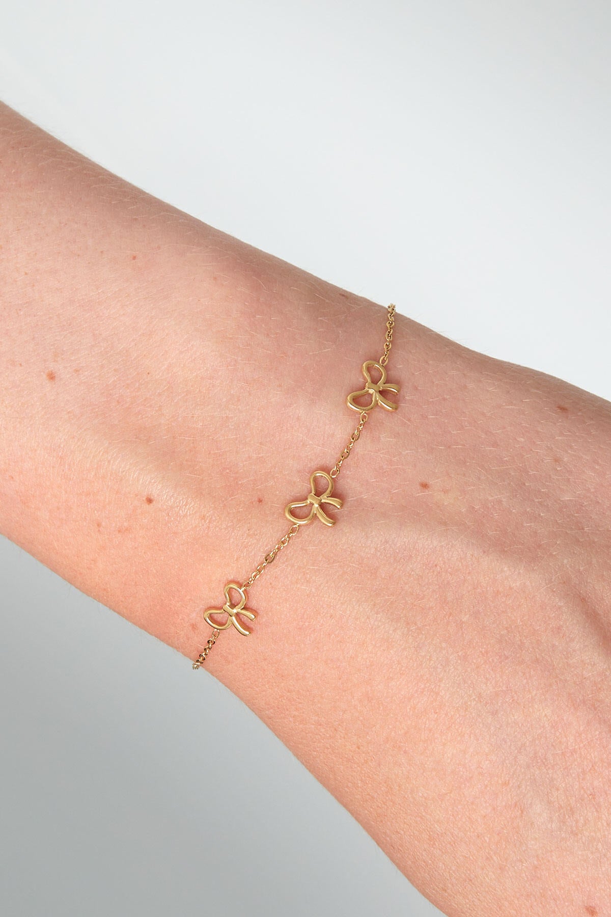 Elegant Stainless Steel Charm Bracelet - Silver & Gold