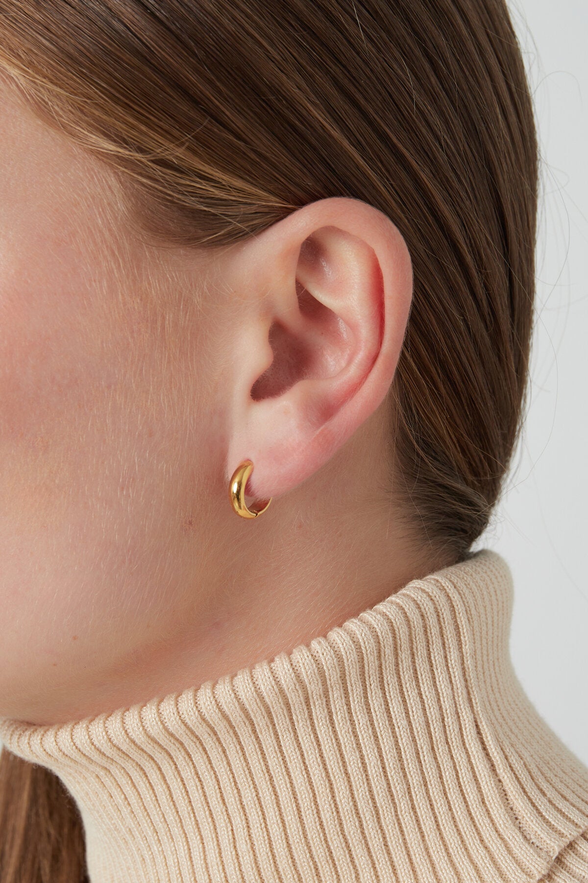 Stylish Stainless Steel Hoop Earrings in Silver & Gold