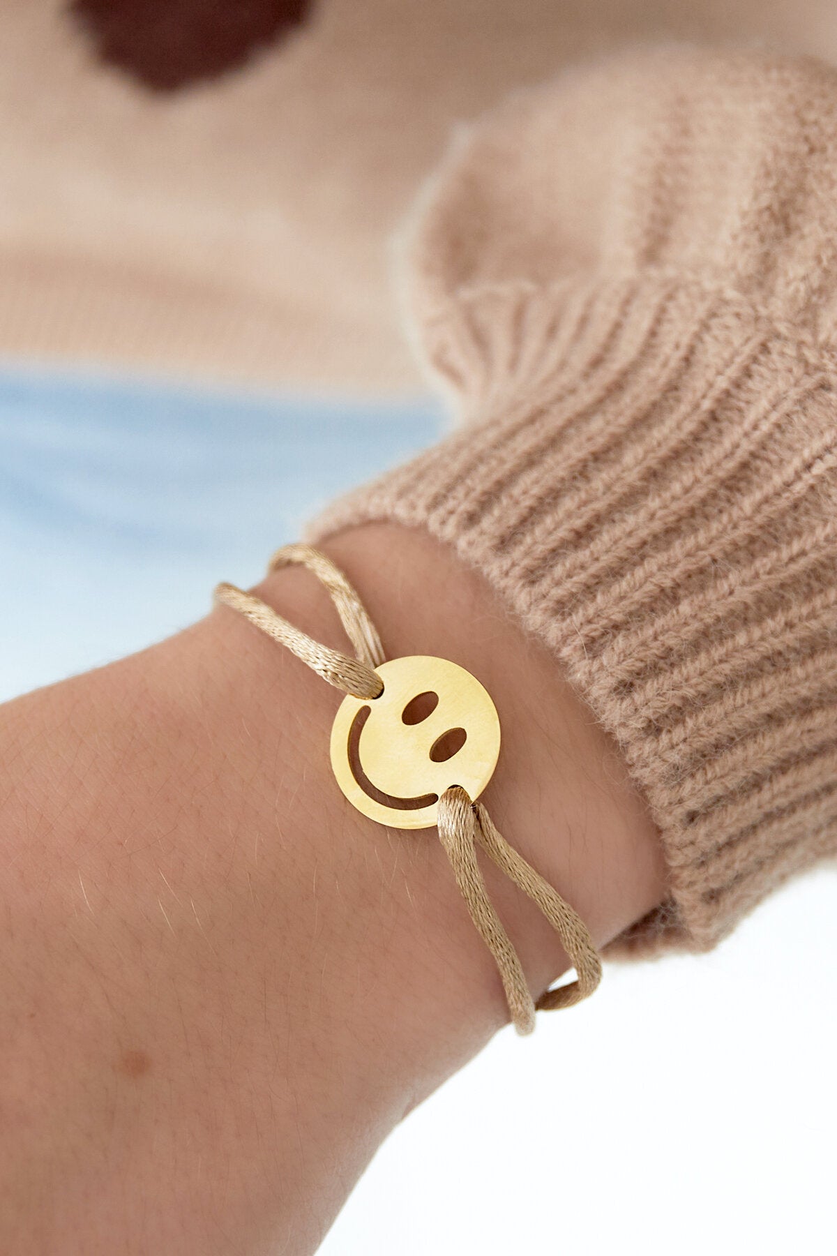 Chic Braided Bracelets for Everyday Elegance