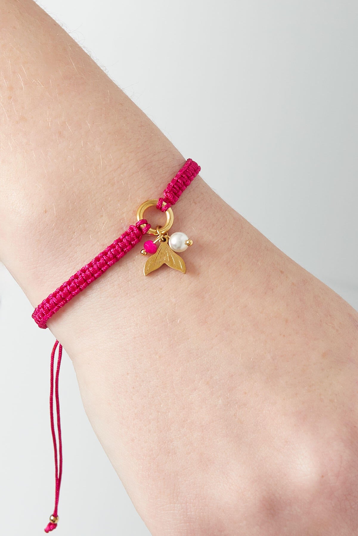 Chic Braided Bracelets for Everyday Elegance